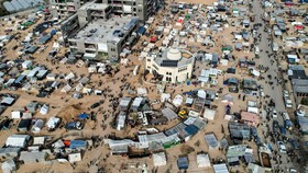 Pasukan Israel Mulai Usir Warga di Rafah Gaza, Siap Invasi?