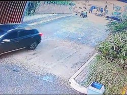 Video Oknum Ojol Jambret HP Pelajar hingga Korban Terseret Motor