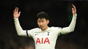 Top Skor Liga Inggris: Son Pepet Salah
