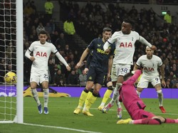 Tottenham Vs Newcastle: The Lilywhites Menang 4-1