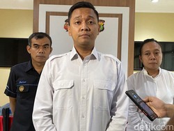 Telusuri Sejoli Pangku-pangkuan di Jaksel, Polisi Akan Periksa Pihak Resto