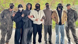 Rayakan Jin Keluar Wamil, Member BTS Lain Ambil Cuti