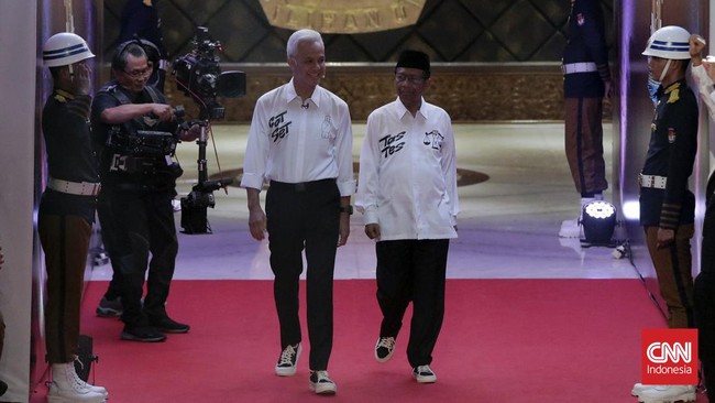 TPN Ganjar Pranowo-Mahfud MD menggelar rapat mingguan di gedung High End, Kebon Sirih, Jakarta Pusat, Rabu (20/12).