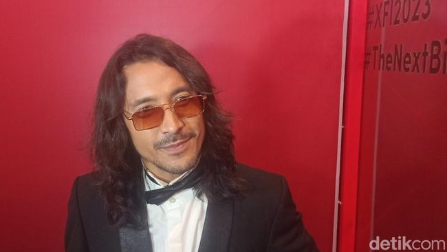 Alasan Ello Ogah Bawakan Lagu Dewa 19: Nggak...