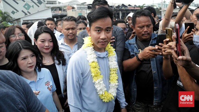 Pengadilan Negeri Surakarta mengabulkan nota keberatan (eksepsi) Gibran Rakabuming Raka terkait gugatan Rp204 triliun yang diajukan alumnus UNS.