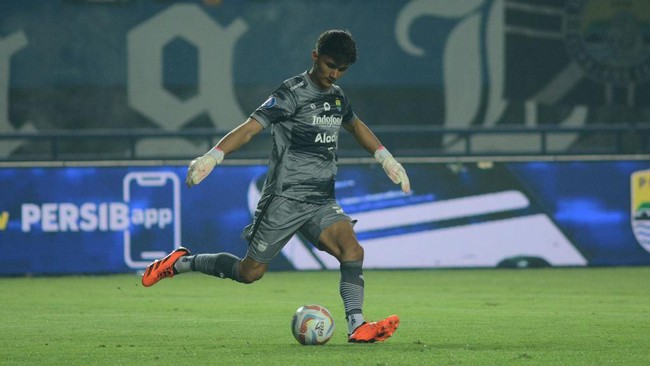 Kiper asing Persib Bandung, Kevin Ray Mendoza menyampaikan pesan perpisahan karena akan meninggalkan tim Maung Bandung usai Liga 1.