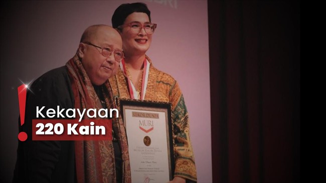 Oscar Lawalata Raih Rekor MURI Lewat Festival 'Aku dan Kain'