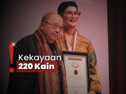 Oscar Lawalata Raih Rekor MURI Lewat Festival 'Aku dan Kain'