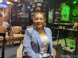 Perpisahan Rieka Roslan dan The Groove Diwarnai Direct License dan Sakit Hati
