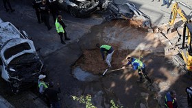 FOTO: Roket Hamas Hantam Kota Holon Israel
