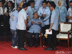 Penegasan TNI hingga Bawaslu soal Mayor Teddy Ajudan Melekat Menhan