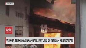 VIDEO: Warga Terkena Serangan Jantung Ditengah Kebakaran
