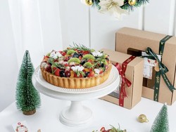 5 Hampers Natal Unik Selain Cake, Ada Scones dan Choux Pastry!