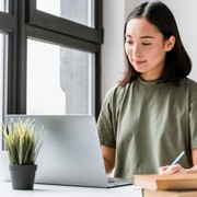 7 Tren di Dunia Kerja yang Viral Selama 2023, Siapa yang Lagi 'Quiet Quitting'?