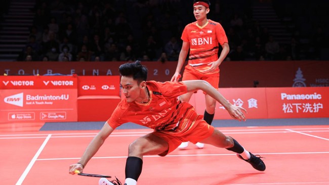 Bagas Maulana/Muhammad Shohibul Fikri kalah dari Kim Astrup/Anders Skaarup Rasmussen dalam laga BWF World Tour Finals 2023