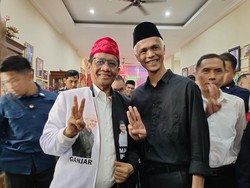 Pria Mirip Ganjar Bikin Mahfud Md Terkaget-kaget, Ini Penampakannya