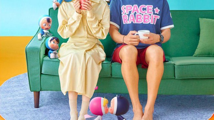 Rekomendasi Tontonan Seru Genre Komedi-Romantis yang Cocok Menemani Me Time di Akhir Tahun