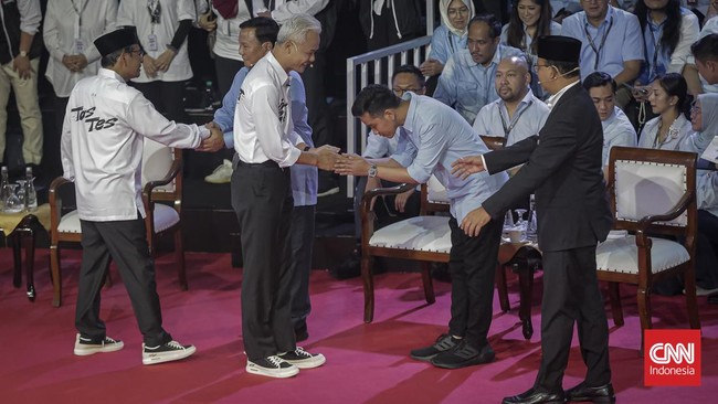 Presiden Jokowi dan para tokoh politik kontestan Pilpres 2024 merayakan idul fitri lebaran 2024 dengan beragam pesan dan harapan.