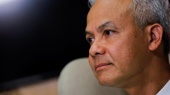 Calon Presiden (Capres) nomor urut 3 Ganjar Pranowo turut berduka atas wafatnya eks Menko Kemaritiman Rizal Ramli.