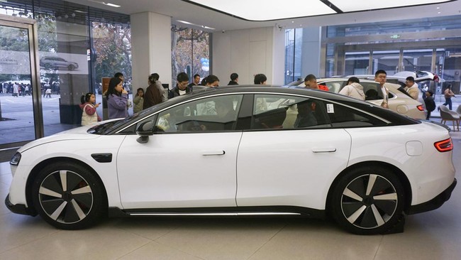FOTO: Huawei Luxeed S7 Bikin Tesla 'Merinding'