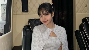 img-title Circle Pertemanan Elite, Lisa BLACKPINK Nongkrong Bareng Anak Bos HP