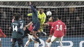 Hasil Liga Champions: 1 Gol Dianulir, PSV Gagalkan Kemenangan Arsenal