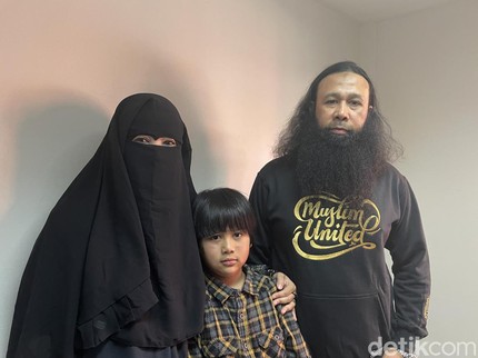 Kisah Peggy Melati Sukma Mantap Dinikahi Pengusaha Peternakan di Selandia Baru Meski Baru Kenal 2 Minggu