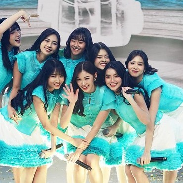 Ada Flash Sale hingga Penampilan Bintang Ternama, TV Show Shopee 12.12 Birthday Sale Sukses Hibur Penonton!