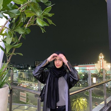 Tulis Pesan Untuk Egy Maulana, 7 Potret Ayla Adik Adiba Khanza Jadi Sorotan