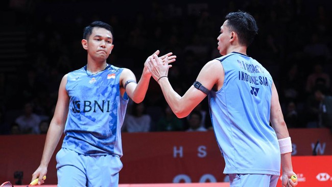 Fajar Alfian/Muhammad Rian Ardianto mengaku berhasil belajar dari kesalahan sehingga bisa tampil cemerlang dan lolos ke semifinal BWF World Tour Finals 2023.