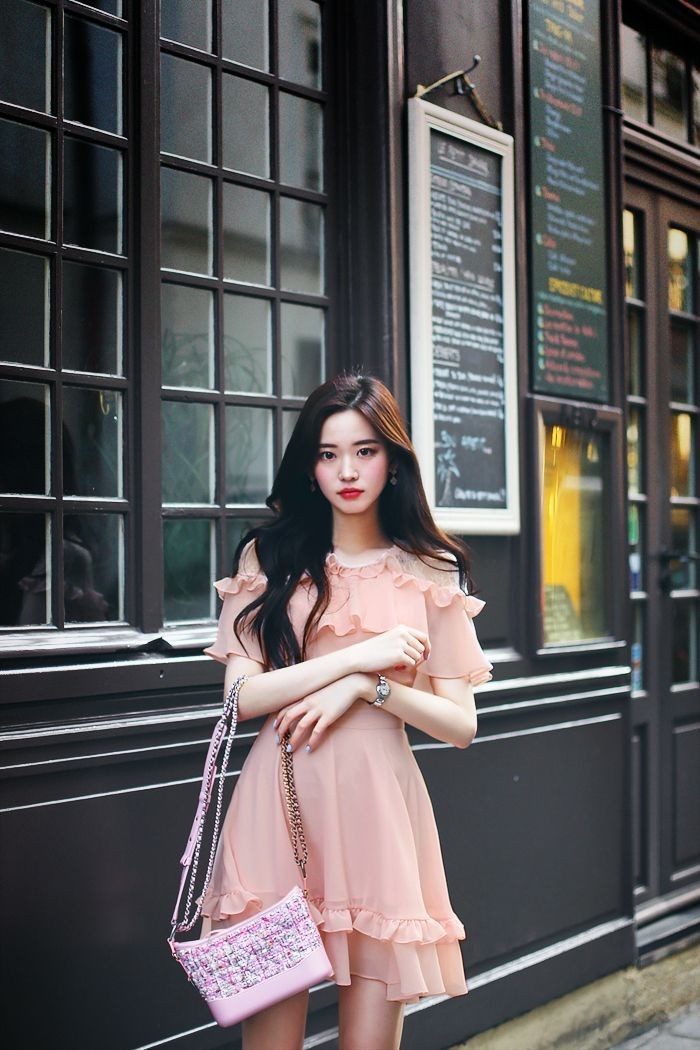 5 Warna Pakaian Cantik Ini Akan Jadi Warna Favoritmu!