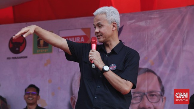 Calon presiden nomor urut 3 Ganjar Pranowo mengaku sempat menyiapkan sepeda. Namun batal memberikannya kepada relawan.