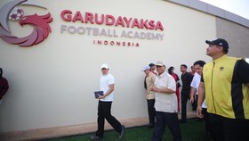 Prabowo Gagas Akademi Sepak Bola Modern, Dukung Atlet Perempuan