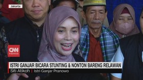 VIDEO: Istri Ganjar Bicara Stunting & Nonton Bareng Relawan