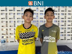 Momogi, Idola Dua Pebulutangkis Cilik Ini