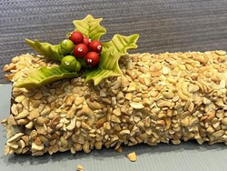 Resep Chocolate Cashew Nut Cake, Bolu Gulung Spesial Untuk Natal