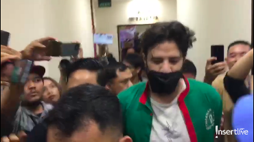 img-title Hanya 2 Jam Ammar Zoni Diizinkan Bertemu untuk Terakhir Kali Sebelum Ayah Meninggal