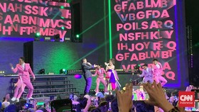 Ayu Ting Ting dan Judika Duet Maut di Panggung HUT Transmedia 22