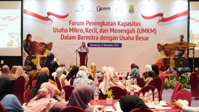 Kementerian Investasi/BKPM berkolaborasi dengan Dekranas menggelar Forum Peningkatan Kapasitas UMKM dalam Bermitra dengan Usaha Besar di Karawang.