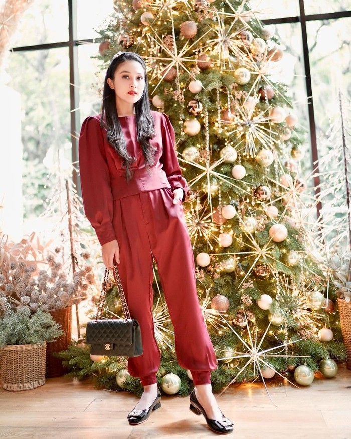 Dekorasi "Natal ala Sultan" Sandra Dewi, Pohon Legend dari USA!