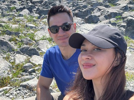 7 Potret Seru Nana Mirdad & Andrew White Liburan Naik Campervan di Selandia Baru, Quality Time Berdua
