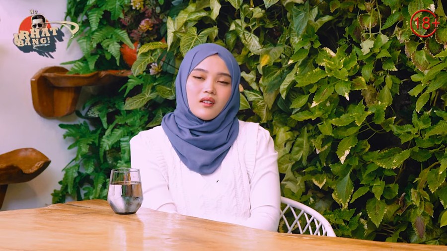 Putri Delina