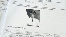 Naskah Soal Ujian SMK di Lamongan yang Muat Foto Anies Ditarik