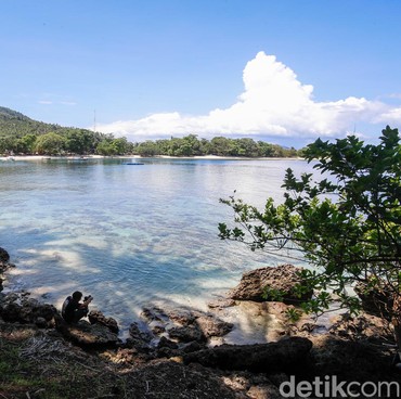 Daftar 10 Pantai Paling Sakral di Indonesia yang Jarang Disorot, Terbanyak di Jawa