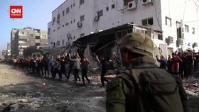 VIDEO: Pasukan Israel Tangkap Puluhan Orang Di RS Kamal Adwan Gaza