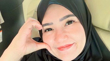 img-title Lama Tak Kelihatan, Penampilan Terbaru Via Vallen Curi Perhatian