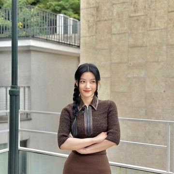 Simak Alasan Kim Yoo Jung Pilih Bintangi Drama Korea Baru Dear X