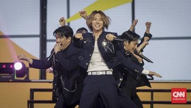 FOTO: Super Junior-L.S.S. Warnai HUT Transmedia 22 Power Up