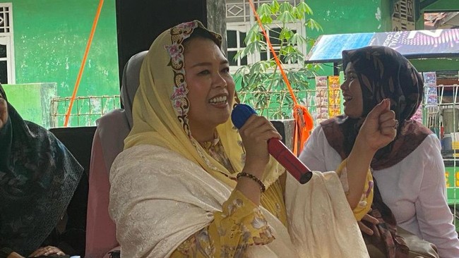 Yenny Wahid mengatakan bahwa Capres dan cawapres yang paling mendekati nilai-nilai Gus Dur dari semua yang ada, itu adalah pasangan Ganjar-Mahfud.
