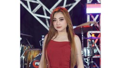 Lirik Lagu Anak Lanang - Shinta Arsinta